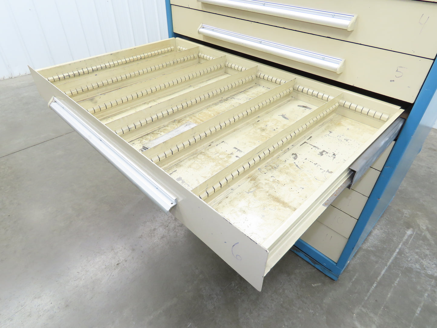 Nu-Era Modular Tool Storage Cabinet 11 Drawer 45x28x61" Vidmar Stanley