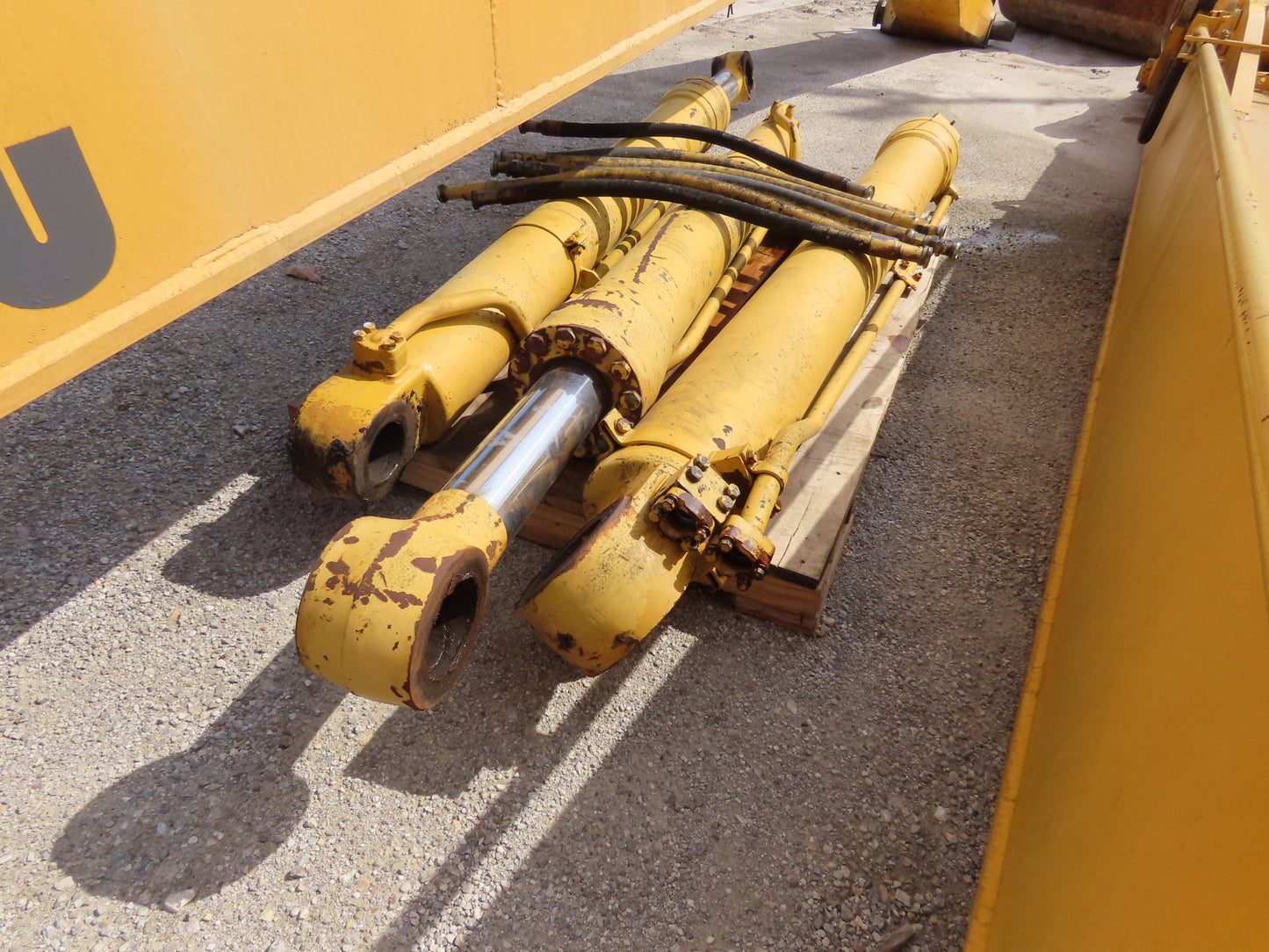 Komatsu PC400LC Excavator Long Reach Boom Arm & Bucket -Cylinders need Rebuilt