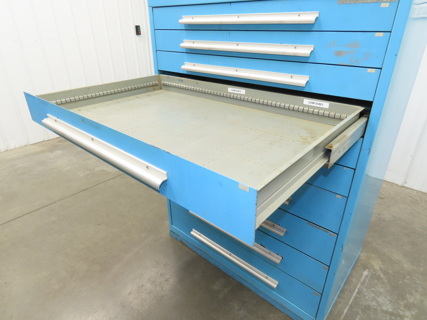 Nu-Era Modular Tool Storage Cabinet 10 Drawer 45x28x61" Stanley Vidmar Lista