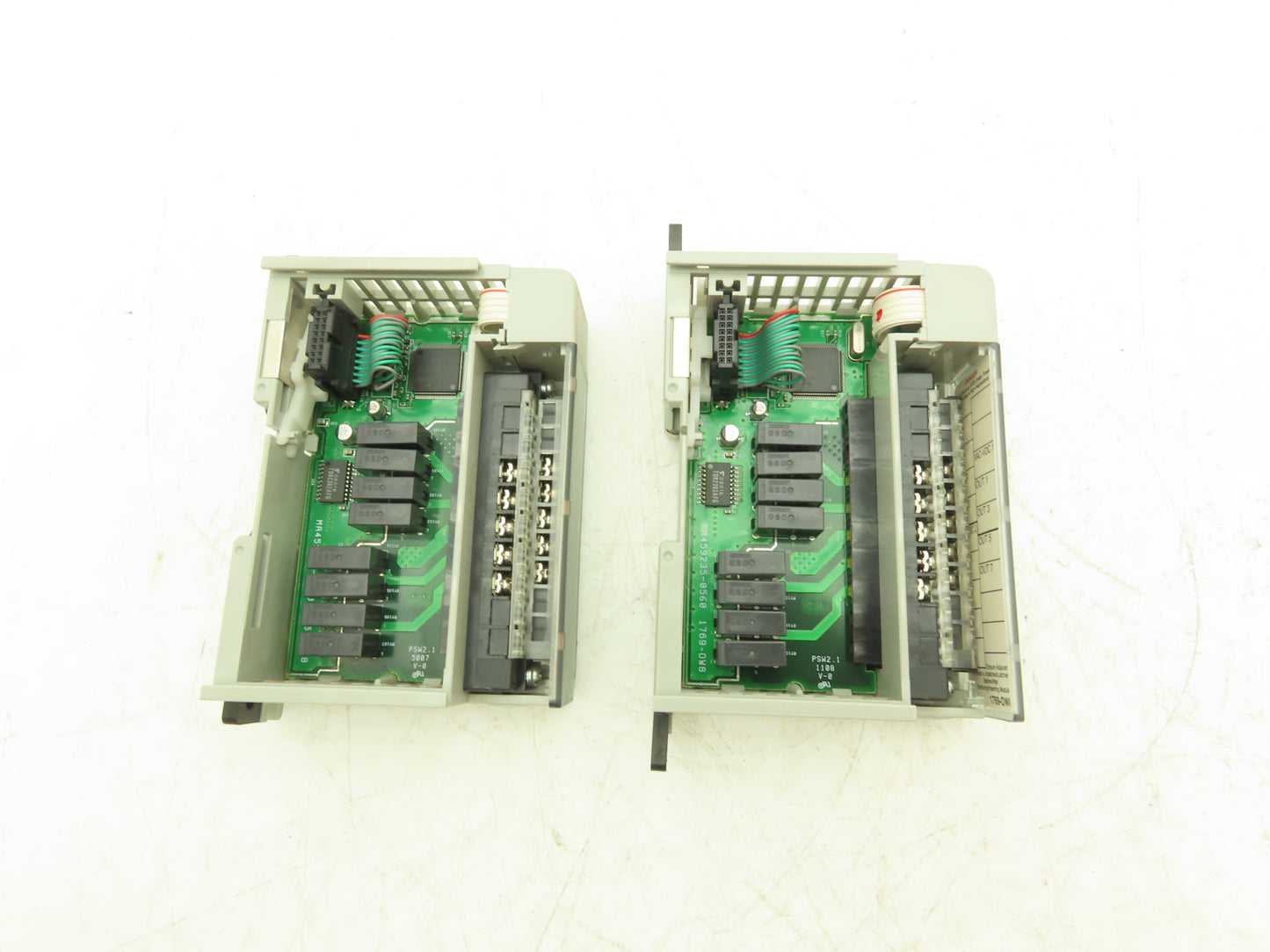 Allen Bradley 1769-OW8 8PT Compact I/O Modules Ser B Rev 3 F/W 3.1 Lot of 2