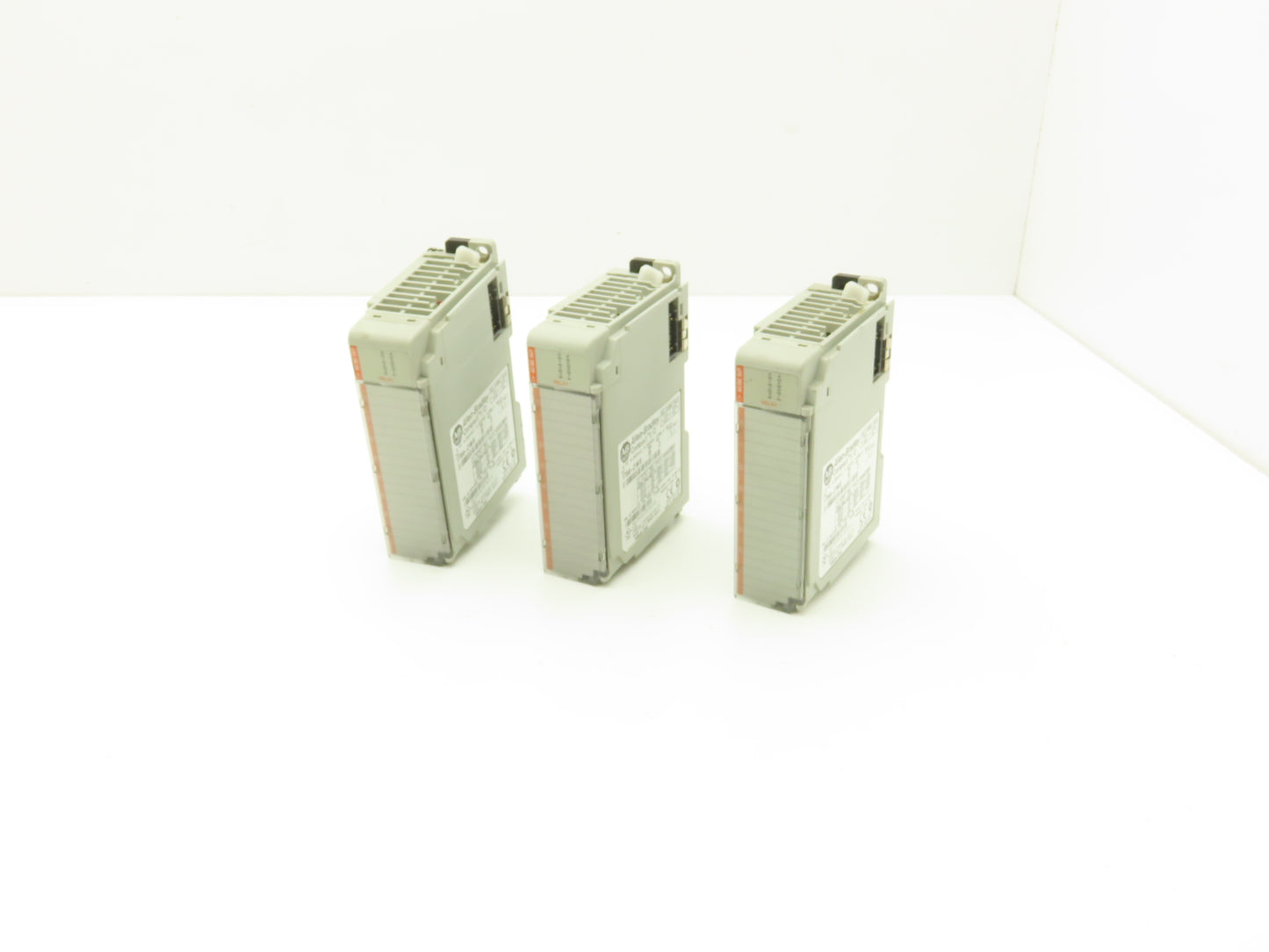 Allen Bradley 1769-OW8 8PT Compact I/O Modules Ser B Rev 3 F/W 3.1 Lot of 3