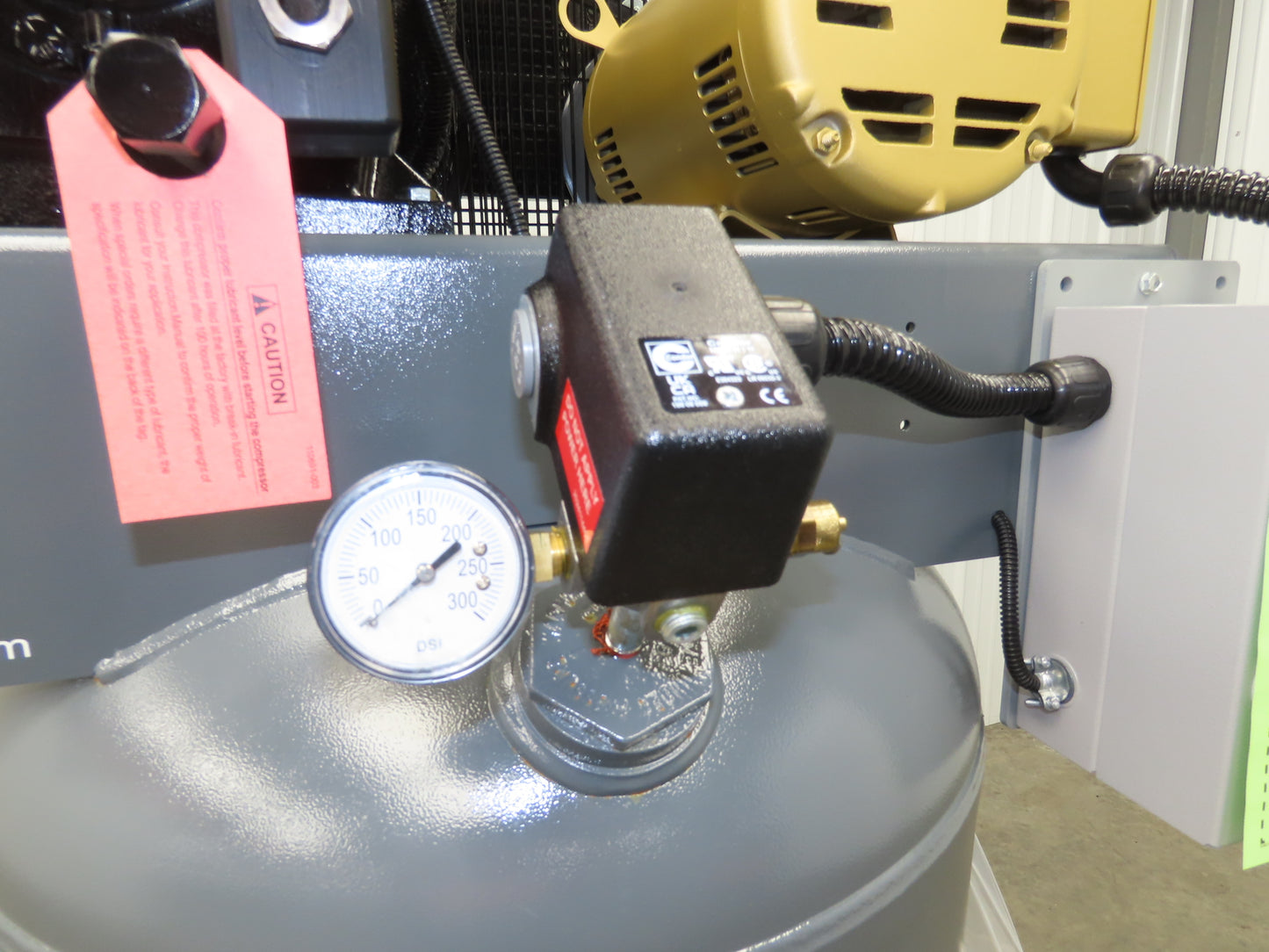 Atlas Copco CR5 Reciprocating Air Compressor 17CFM 5HP 460V 3Ph 80 Gal