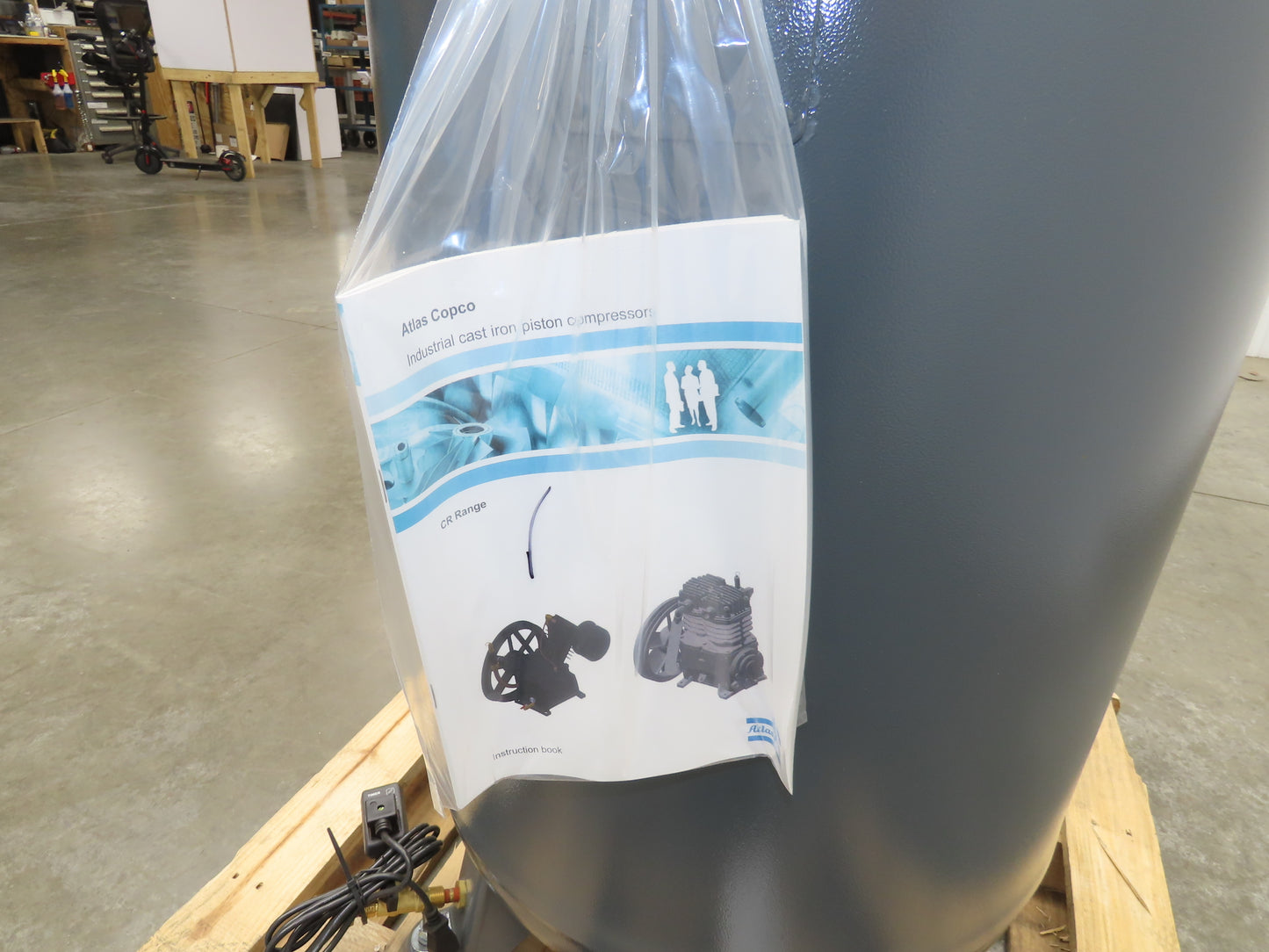 Atlas Copco CR5 Reciprocating Air Compressor 17CFM 5HP 460V 3Ph 80 Gal
