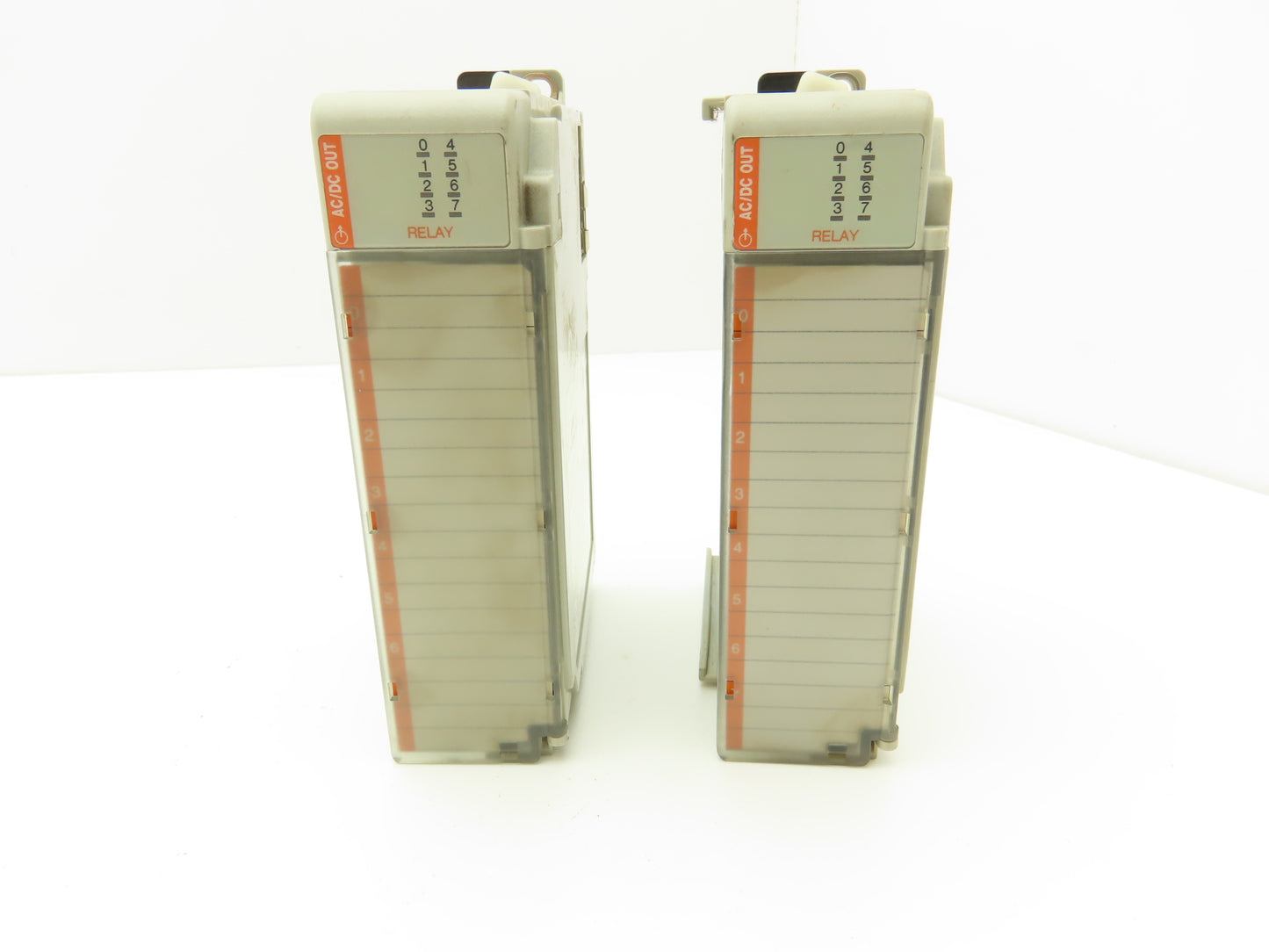 Allen Bradley 1769-OW8 8PT Compact I/O Modules Ser B F/W 3.1 Lot of 2