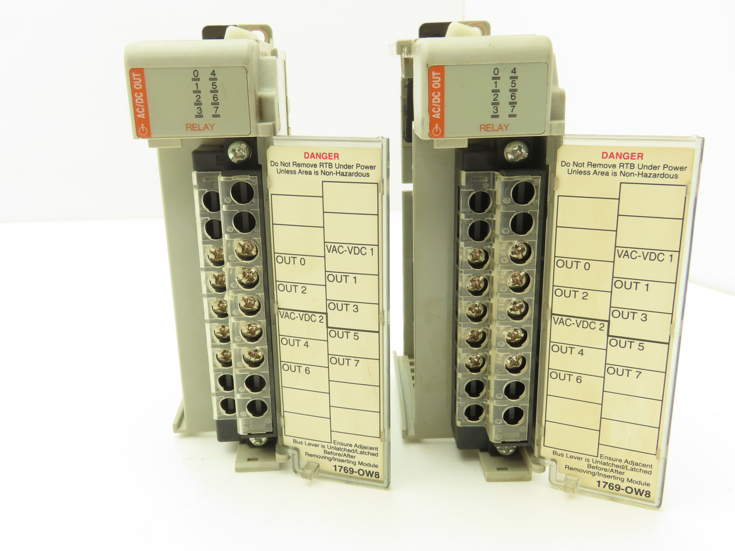 Allen Bradley 1769-OW8 8PT Compact I/O Modules Ser B F/W 3.1 Lot of 2