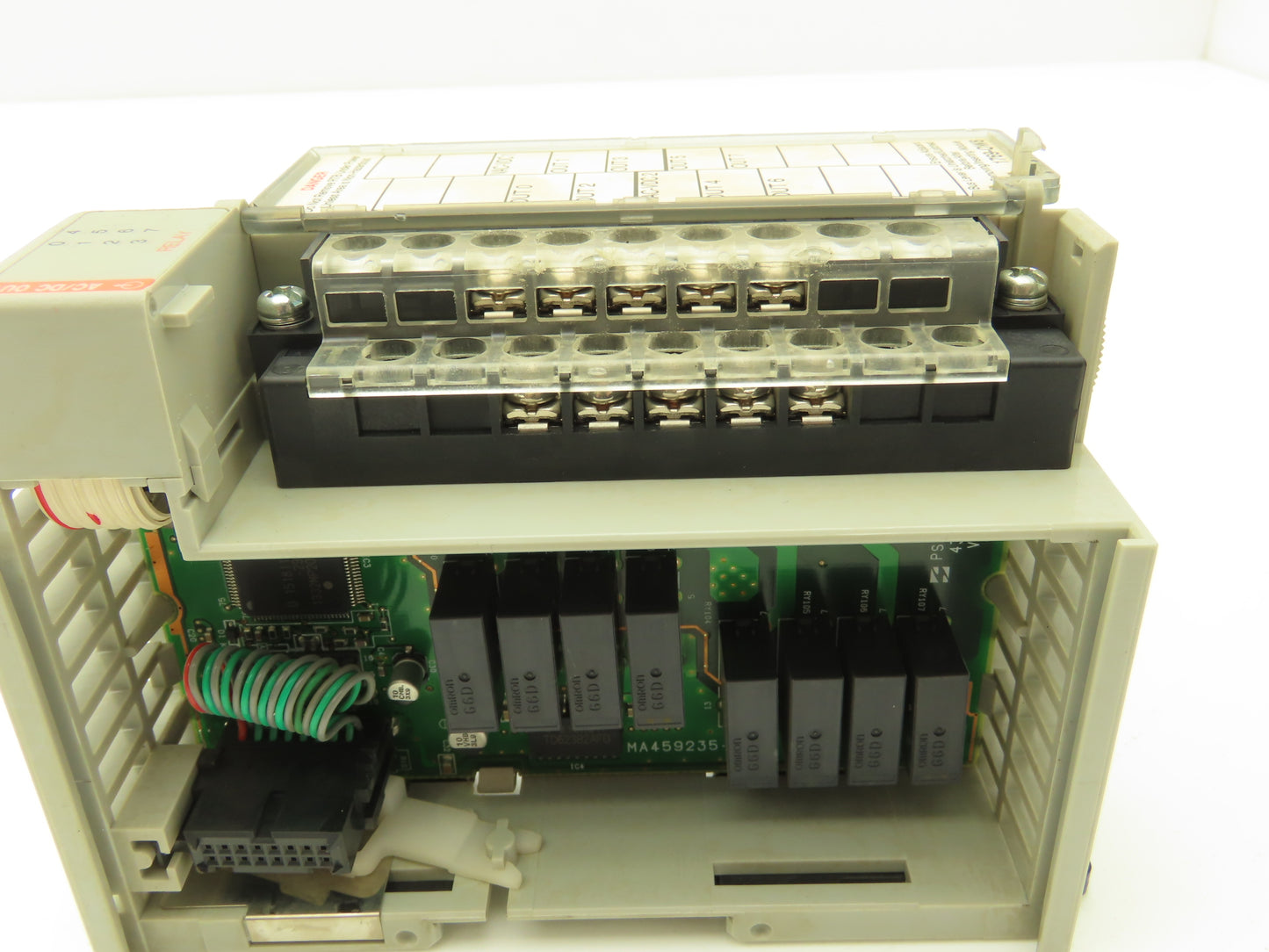 Allen Bradley 1769-OW8 8PT Compact I/O Modules Ser B F/W 3.1 Lot of 2