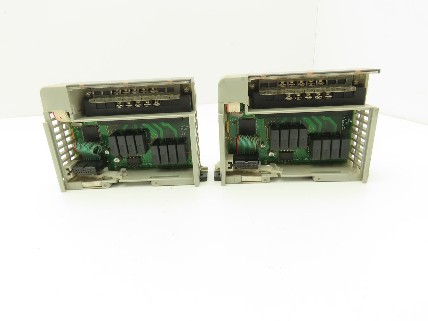 Allen Bradley 1769-OW8 8PT Compact I/O Modules Ser B F/W 3.1 Lot of 2