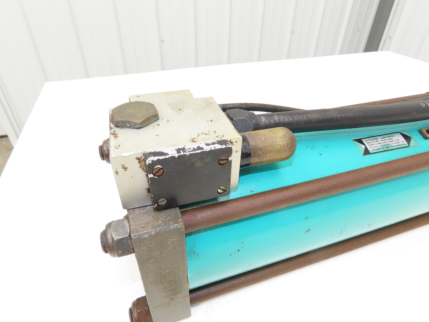 Tox Pressotechnik S15.30.100.6 Powerpackage Air/Oil Cylinder 100mm Stroke 6bar