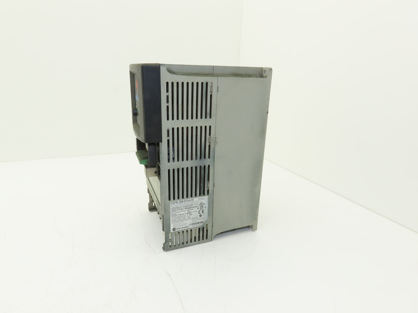 Allen Bradley 22B-D012N104 PowerFlex 40 AC Drive 460VAC 7.5HP 3PH Ser A FRN 6.01