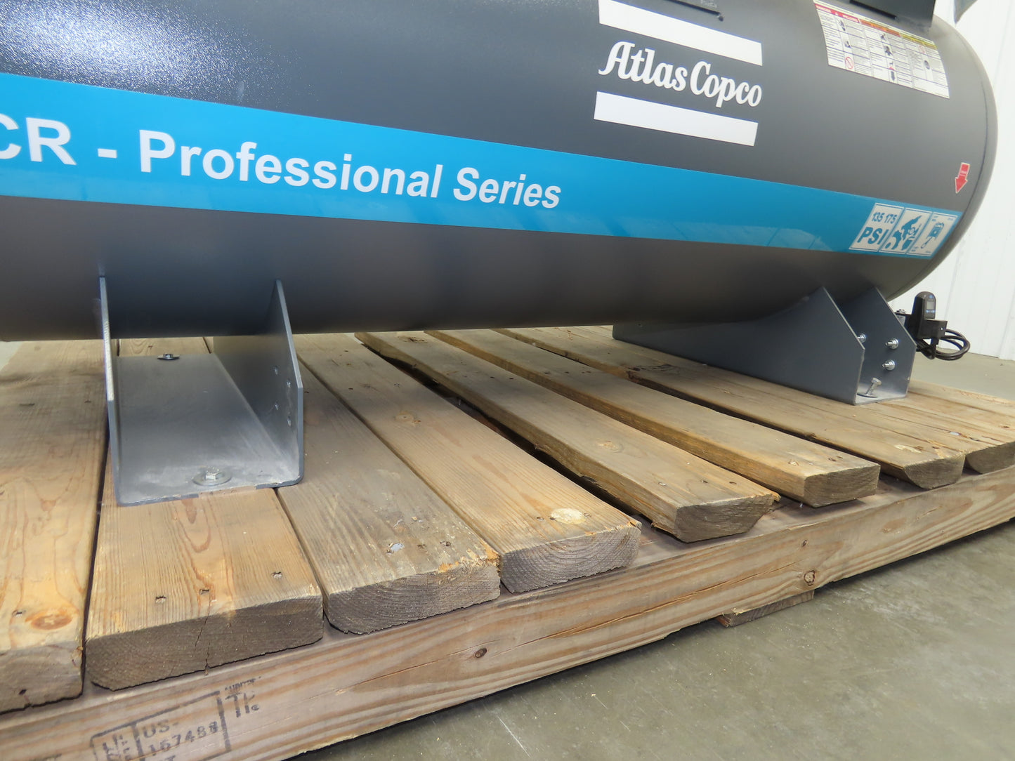 Atlas Copco CR15 Reciprocating Duplex Air Compressor 51CFM 15HP 460V 3Ph 120 Gal