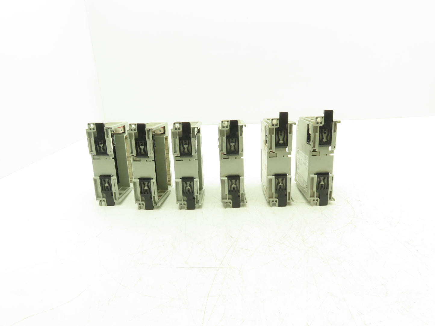 Allen Bradley 1769-IQ16 DC I/O Modules 16-Point 24VDC Ser A FW 3.1 Lot of 6