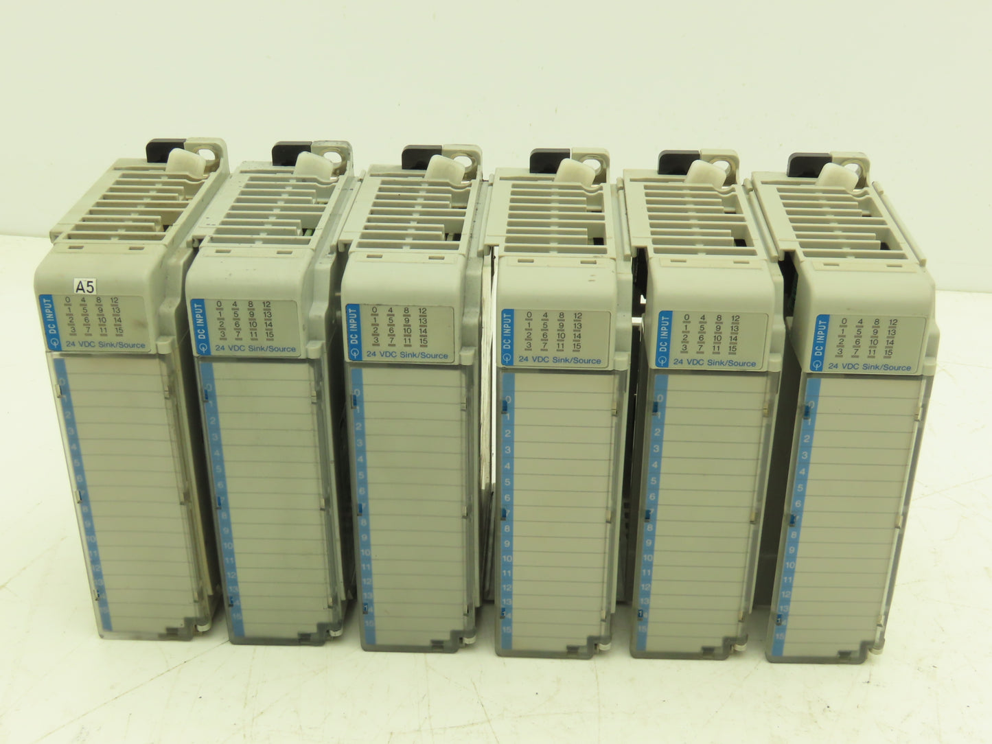 Allen Bradley 1769-IQ16 DC I/O Modules 16-Point 24VDC Ser A Mixed Lot of 6 READ