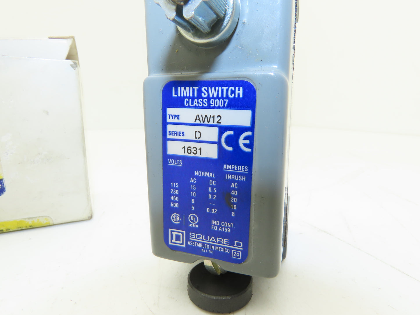 Square D 9007 AW12 Roller Limit Switch 15A 600V -No Lever Arm