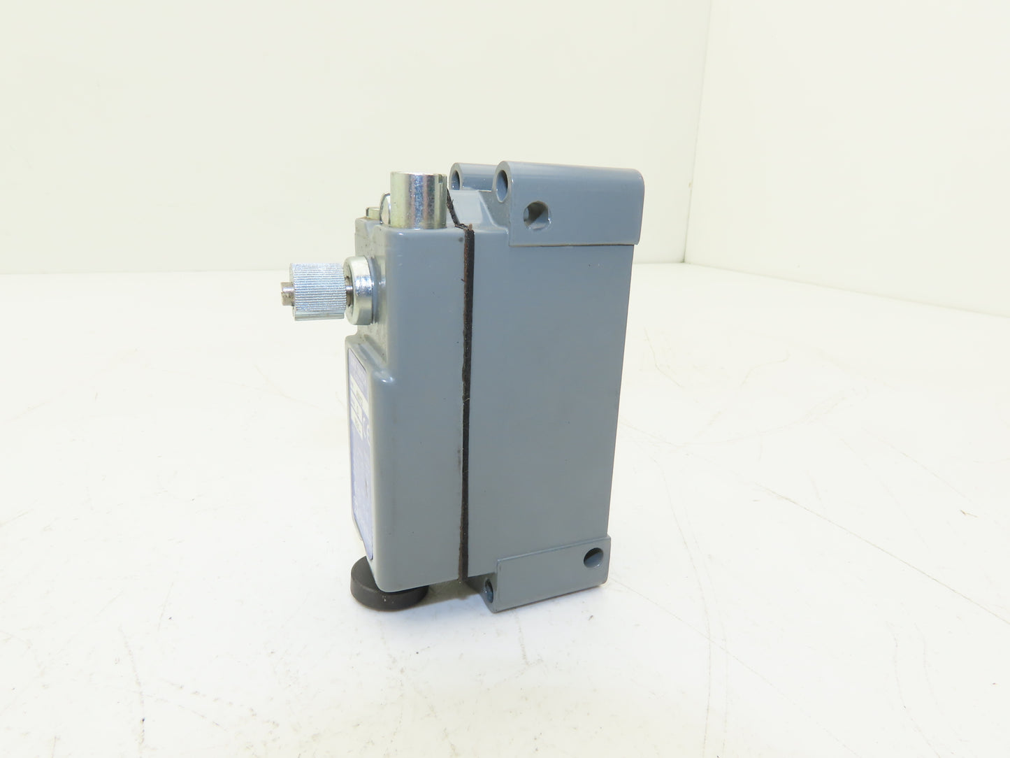 Square D 9007 AW12 Roller Limit Switch 15A 600V -No Lever Arm