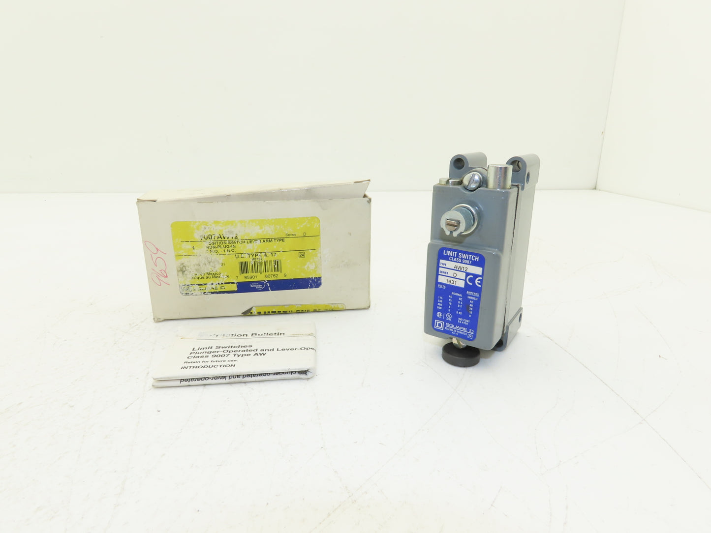 Square D 9007 AW12 Roller Limit Switch 15A 600V -No Lever Arm