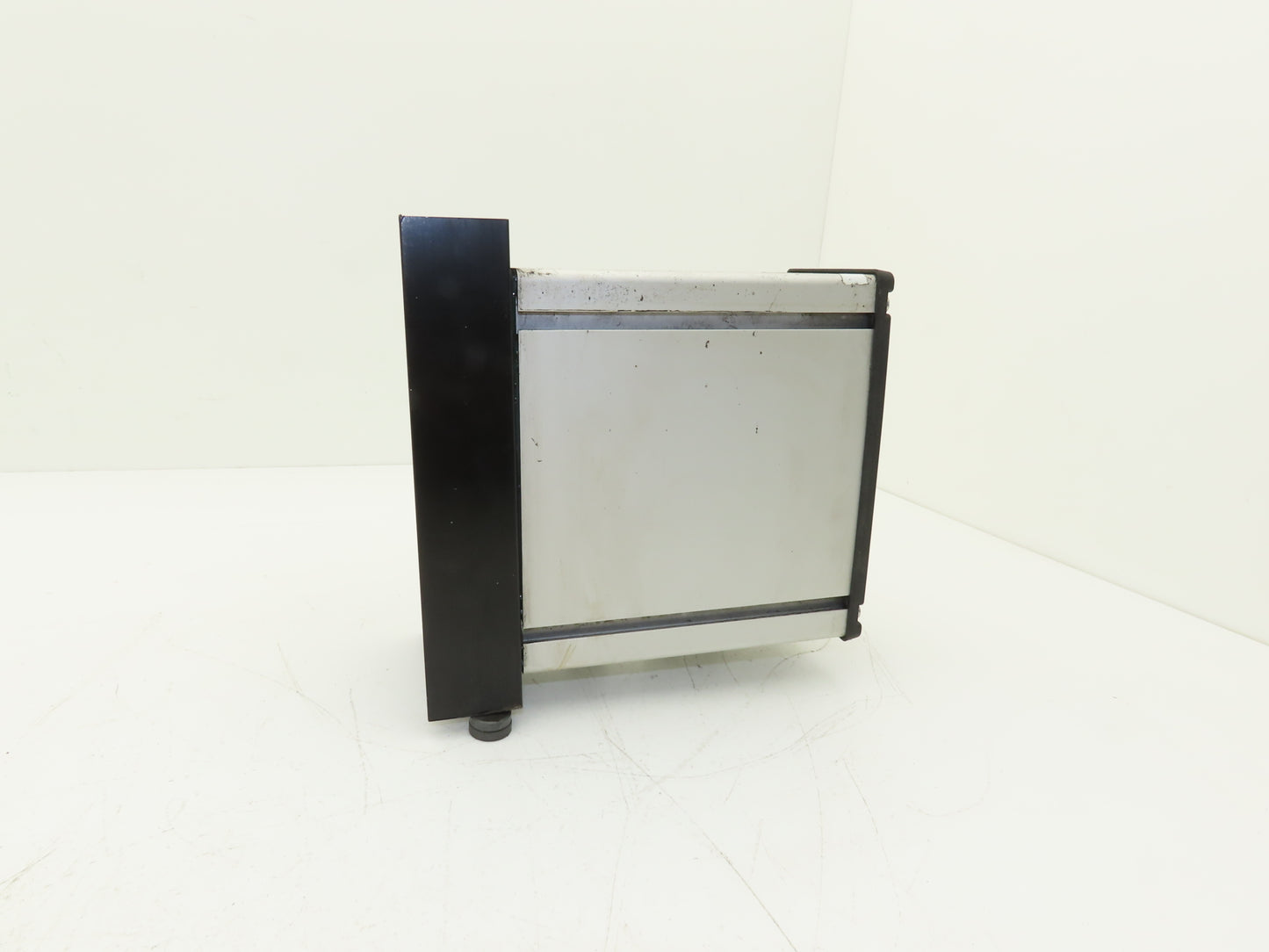 REO USA REOVIB MFS 268 Vibratory Conveyor Frequency Converter 110/240V 50/60Hz