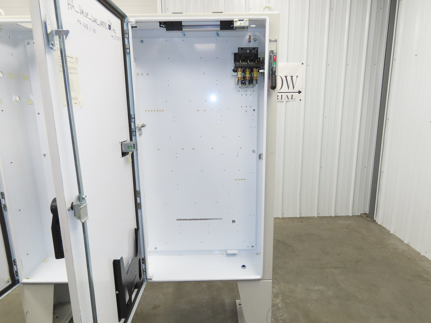 Hoffman Electrical Enclosure Control Panel 60x61x12" JIC 60A Disconnect A60X6112