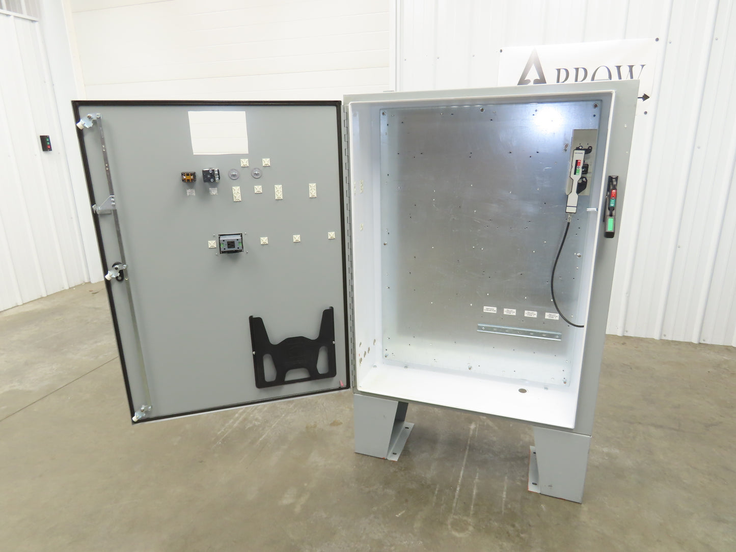 Hoffman Electrical Enclosure Control Panel 48x38x12" JIC 50A Breaker A60SA3812