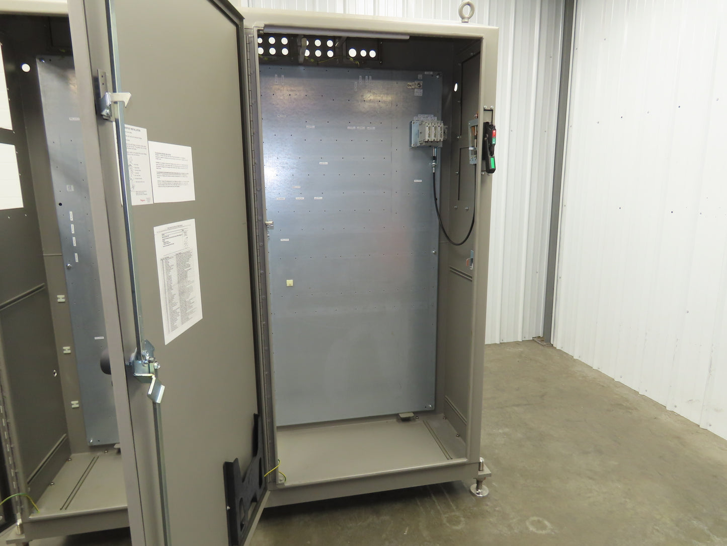 Hoffman Electrical Enclosure Control Panel 72x73x18" JIC 30A Disconnect A72X6118