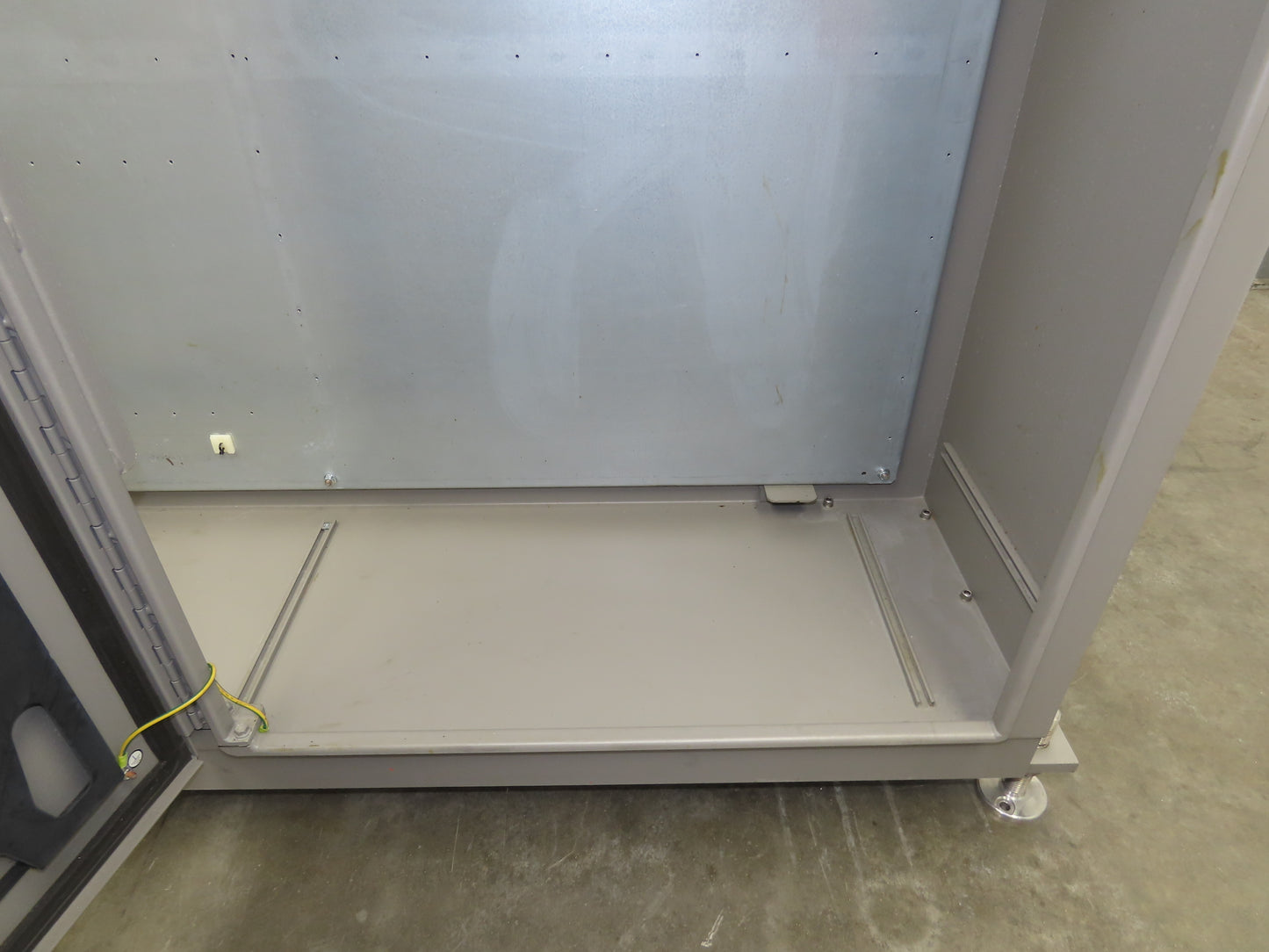 Hoffman Electrical Enclosure Control Panel 72x73x18" JIC 30A Disconnect A72X6118