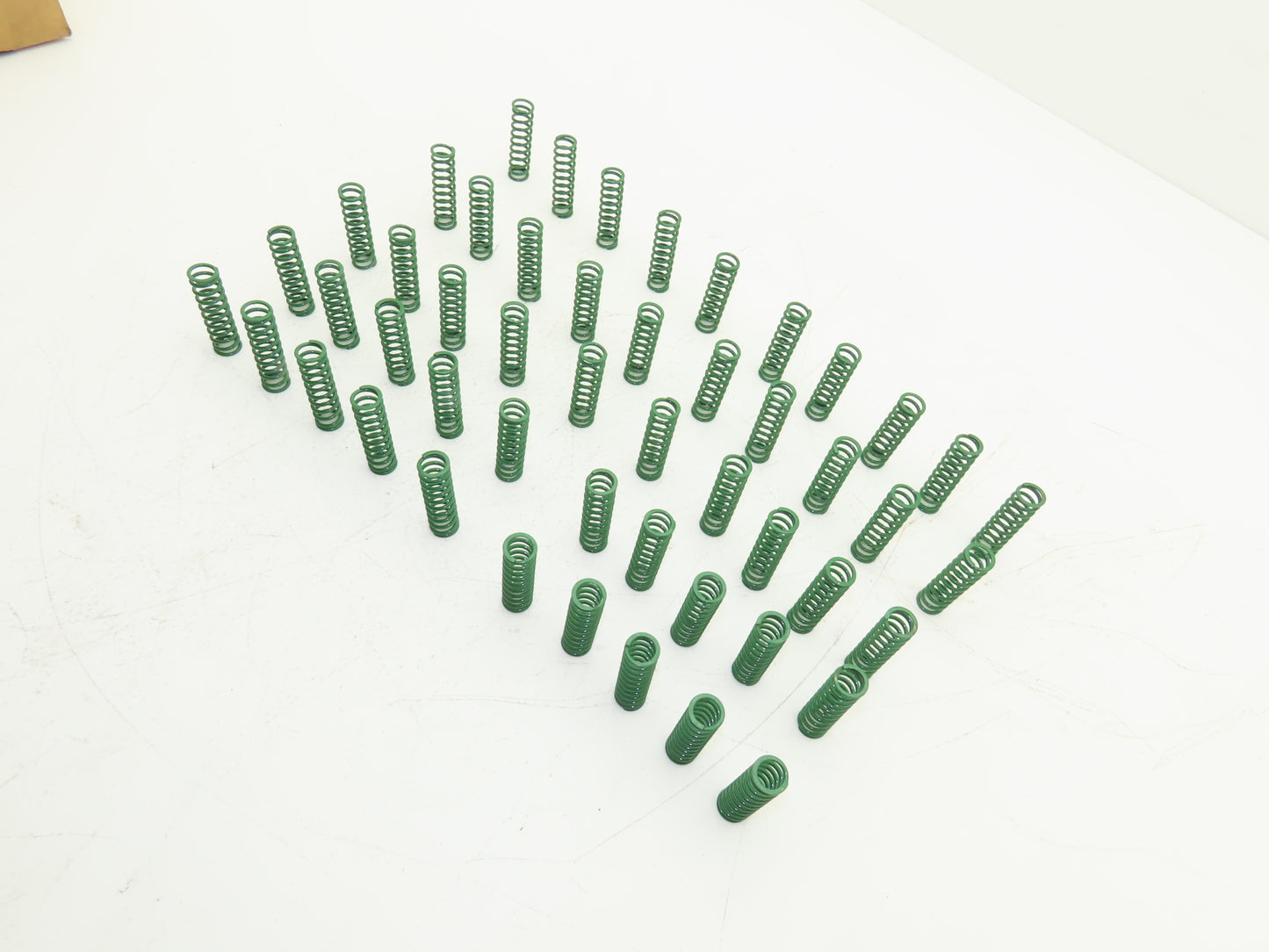 Danly 9-1008-119 DieMax XL Compression Die Springs Green 5/8"x 2"L  Lot of 50