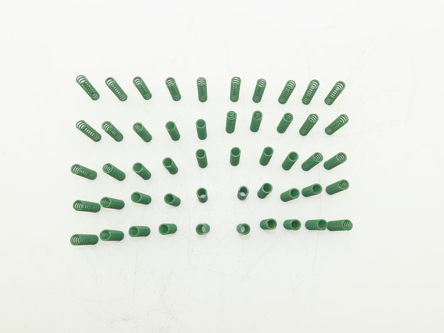Danly 9-1008-119 DieMax XL Compression Die Springs Green 5/8"x 2"L  Lot of 50