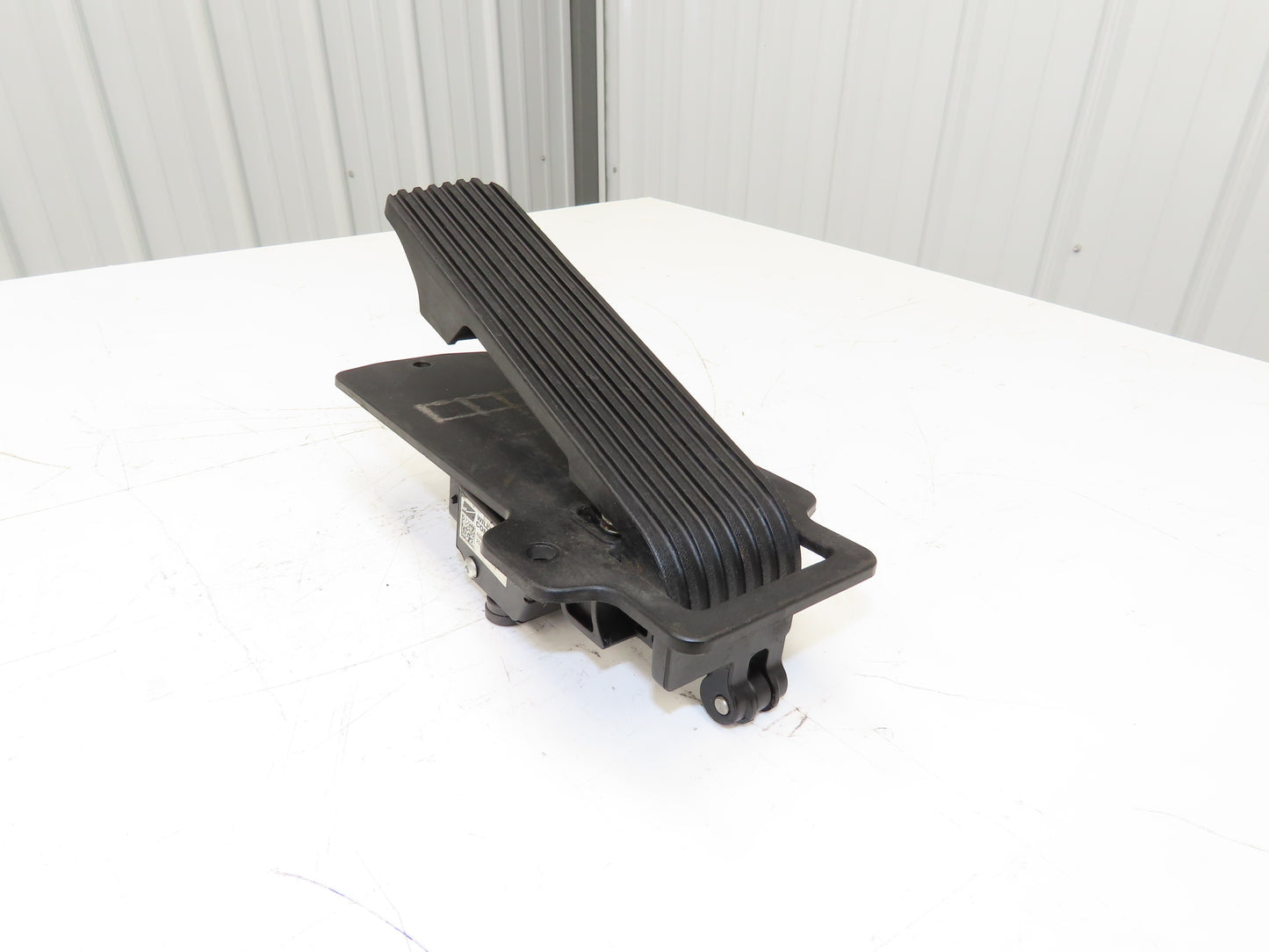 Williams Controls 402746 Forklift Accelerator Pedal & Potentiometer Off E80XN