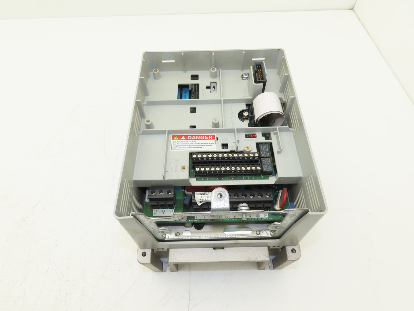 Allen Bradley 20AB6P8A0AYNANC0 PowerFlex 70 AC Drive 2Hp 240V 3PH Ser A FW 2.003