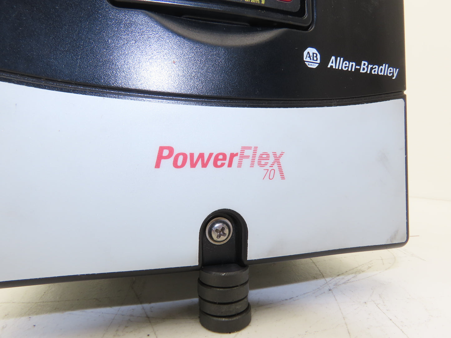 Allen Bradley 20AB6P8A0AYNANC0 PowerFlex 70 AC Drive 2Hp 240V 3PH Ser A FW 2.003
