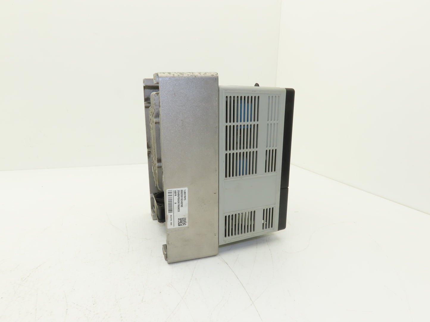 Allen Bradley 20AB6P8A0AYNANC0 PowerFlex 70 AC Drive 2Hp 240V 3PH Ser A FW 2.003