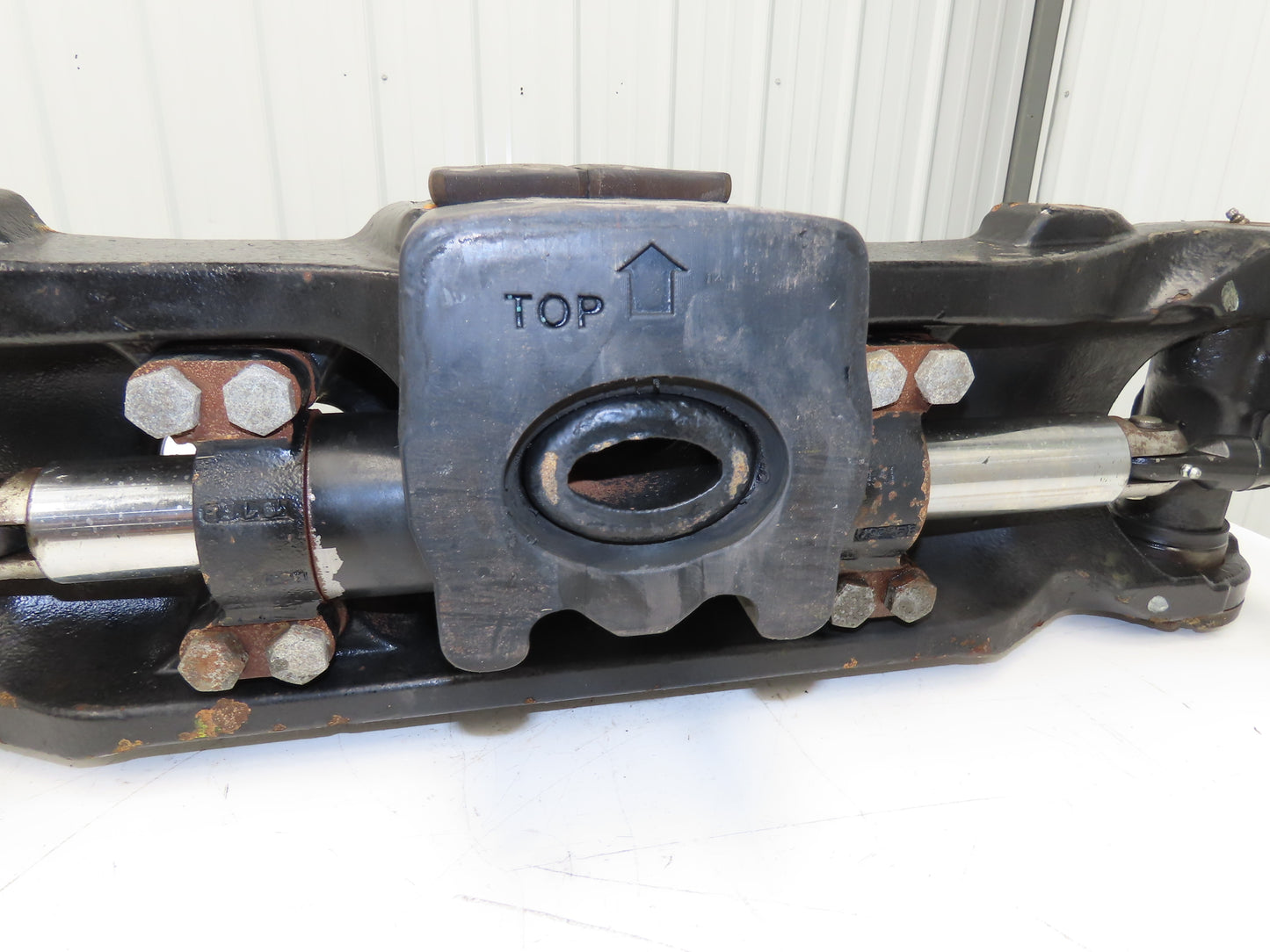 Hyster E80XN Forklift Rear Axle Dual Hydraulic Steering Assembly 8527474
