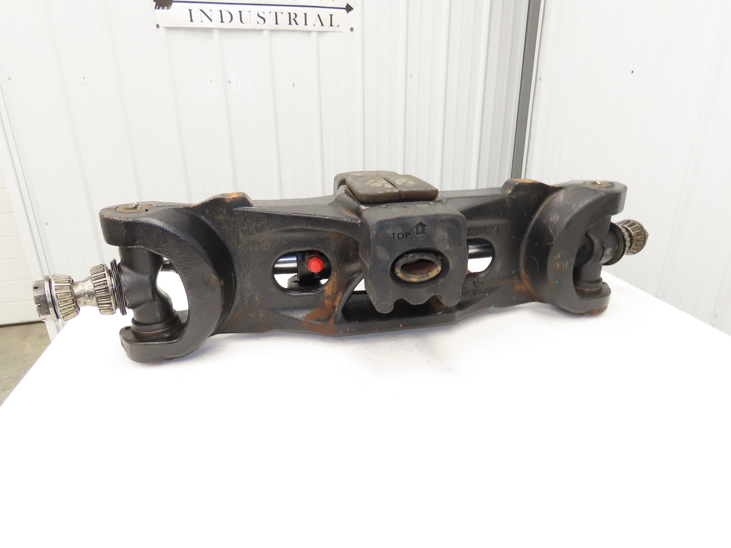 Hyster E80XN Forklift Rear Axle Dual Hydraulic Steering Assembly 8527474