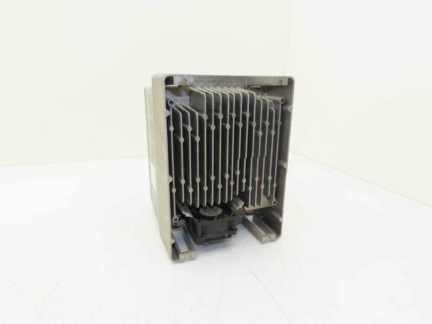 Allen Bradley 20AB6P8A0AYNANC0 PowerFlex 70 AC Drive 2Hp 240V 3PH Ser A FW 4.001
