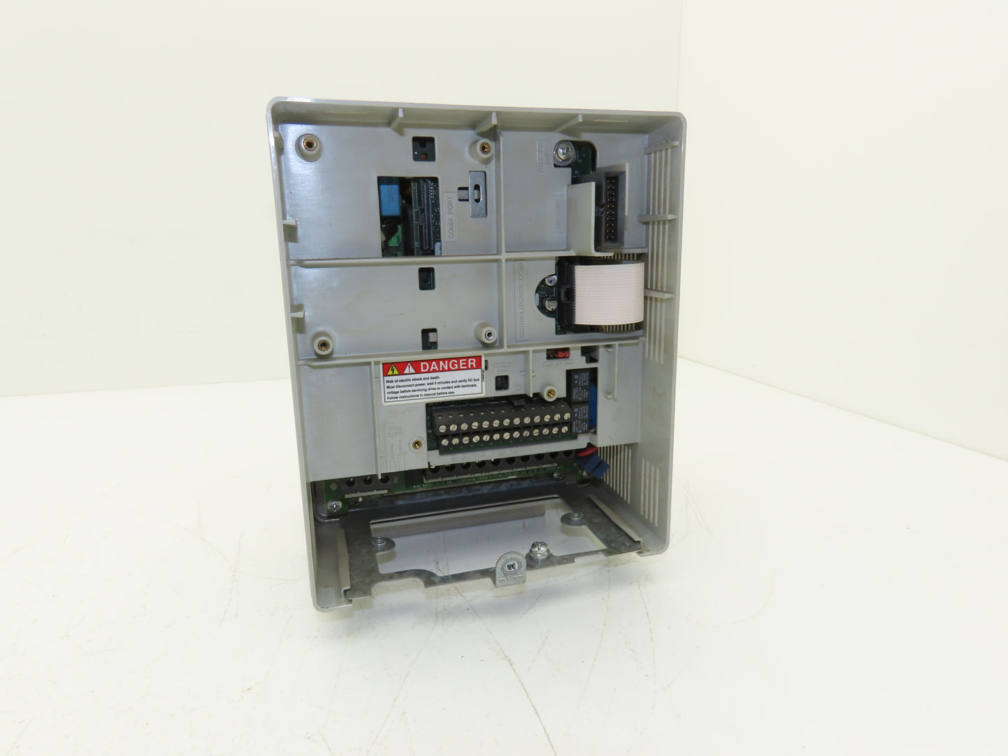Allen Bradley 20AB6P8A3AYNANC0 PowerFlex 70 AC Drive 2Hp 240V 3PH Ser A FW 3.003
