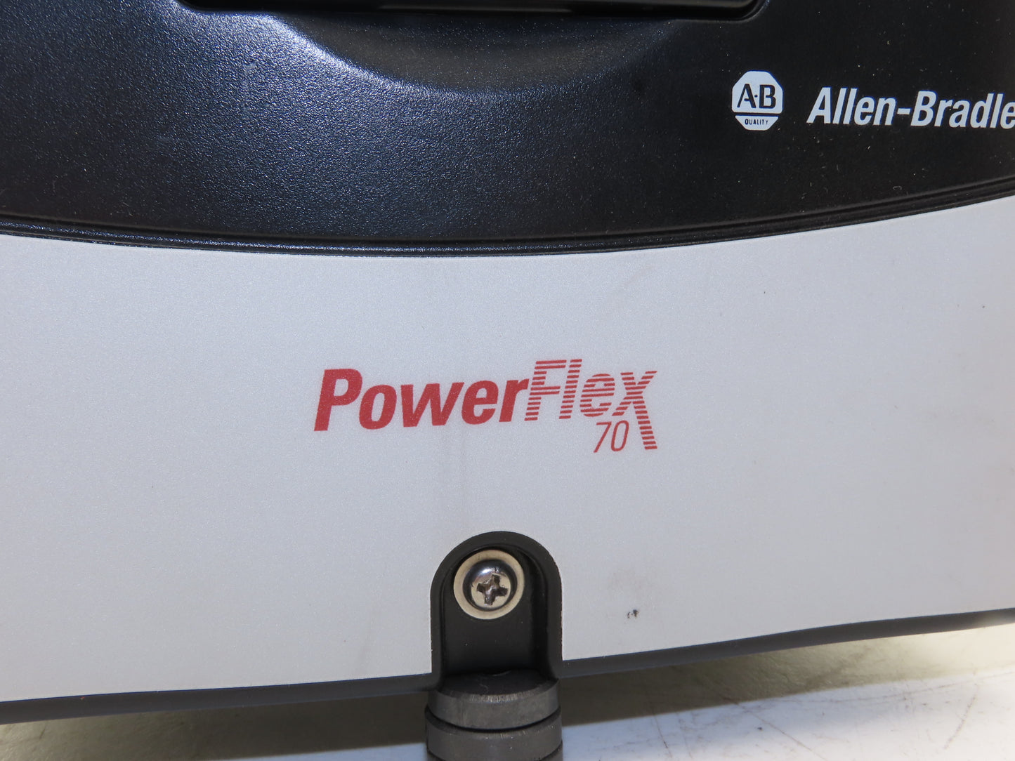Allen Bradley 20AB6P8A3AYNANC0 PowerFlex 70 AC Drive 2Hp 240V 3PH Ser A FW 3.003