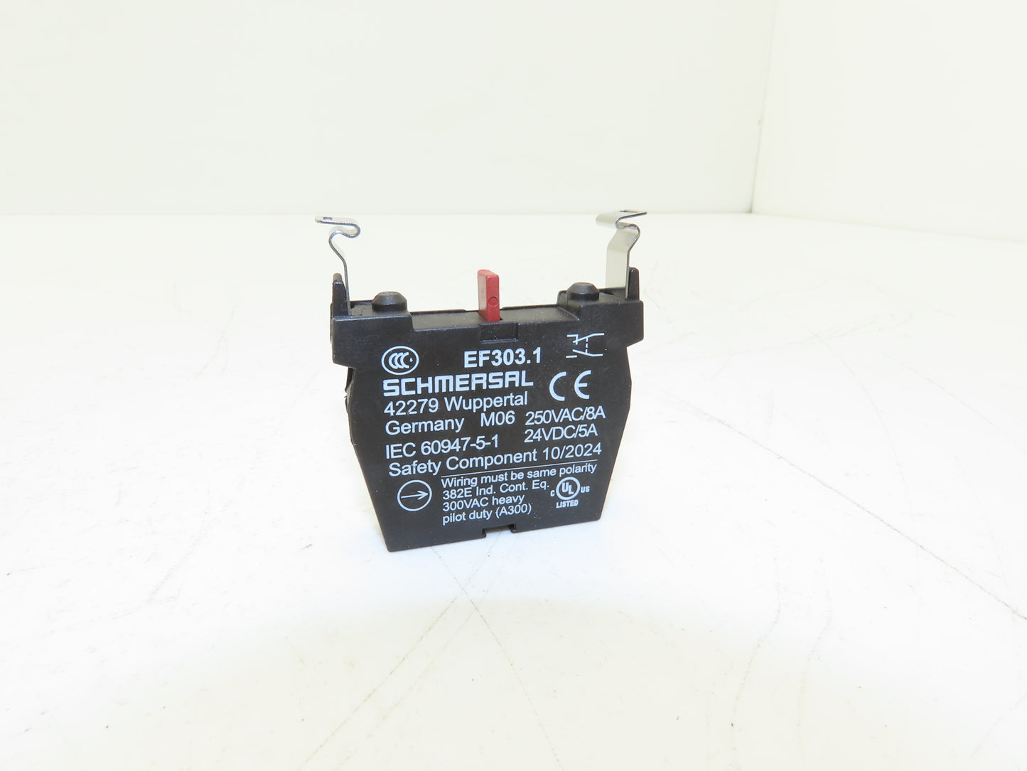 Schmersal EDRR40RT/2X303/GB E-Stop Pushbutton Kit Mushroomhead 38.5mm 103008214