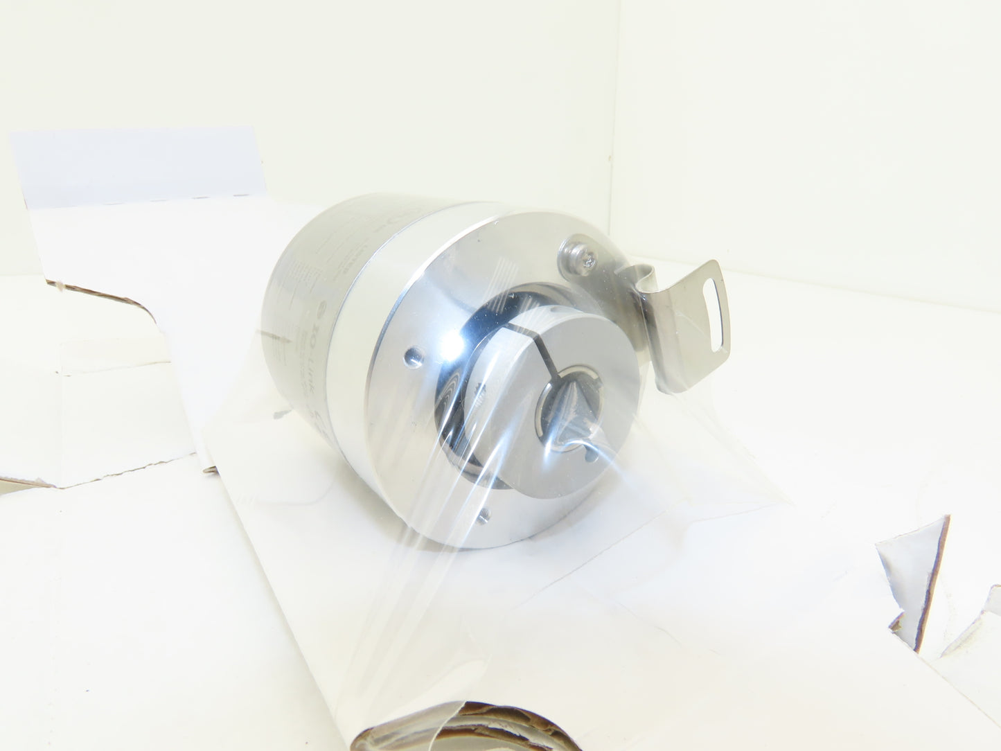 IFM ROP520 Incremental Rotary Encoder w/Display IO-Link 1.1 Hollow Shaft