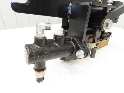 Hyster E80XN Forklift Brake Pedal & Master Cylinder & Bracket Assembly