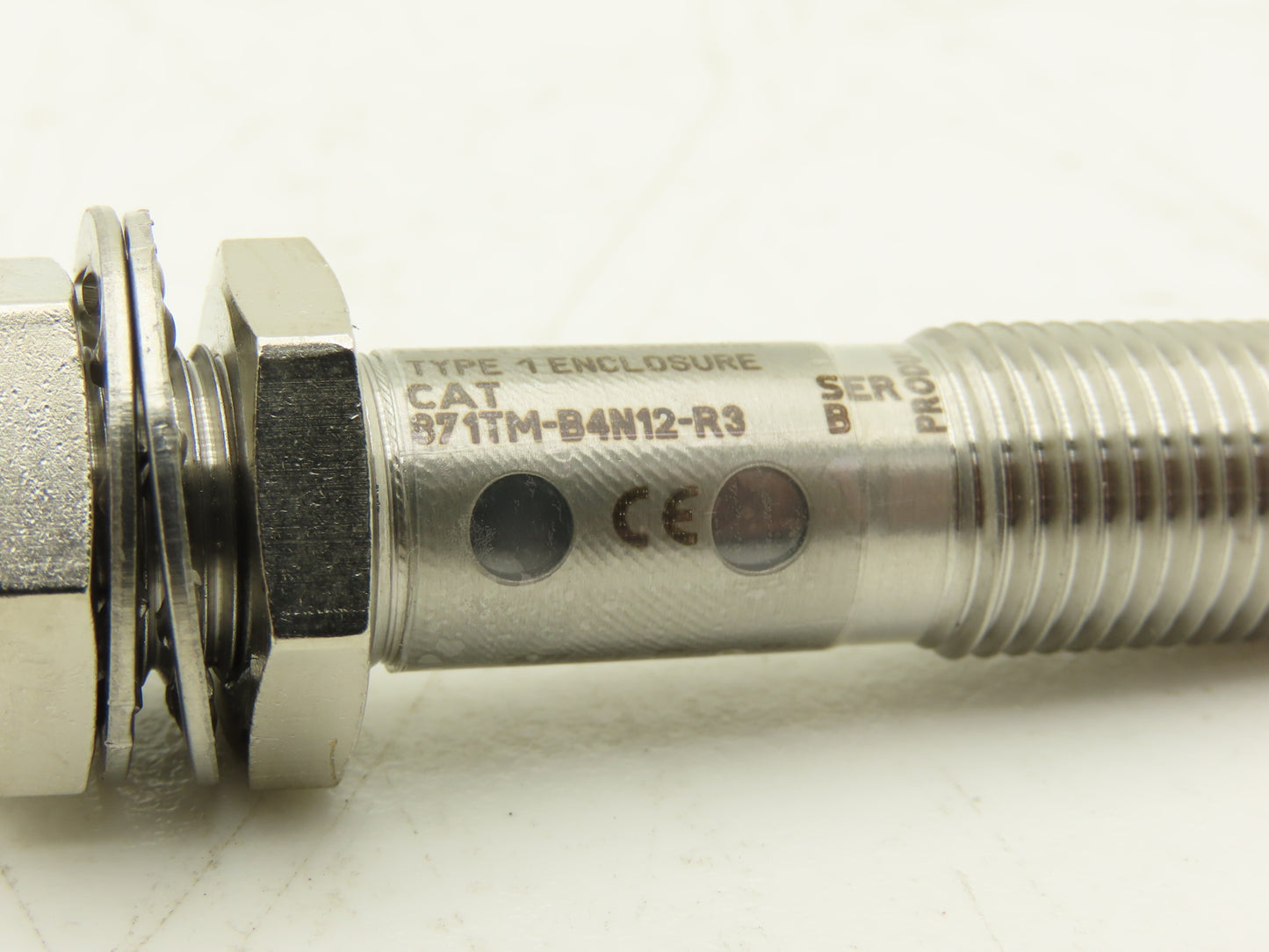 Allen Bradley 871TM-B4N12-R3 Inductive Proximity Sensor 20-250V Ser B