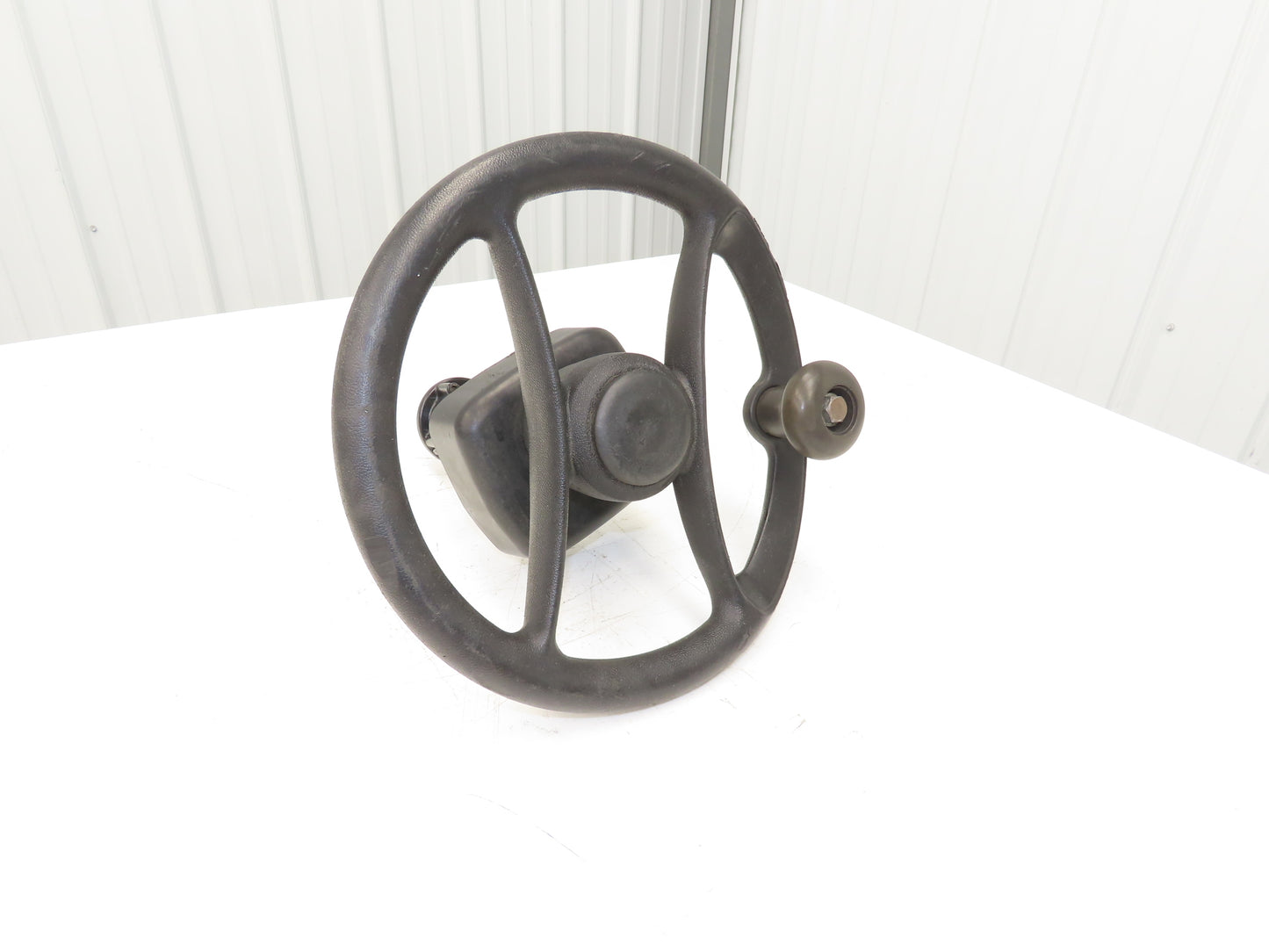 Hyster 8808585 Forklift Steering Wheel & Bracket Assembly Removed From E80XN