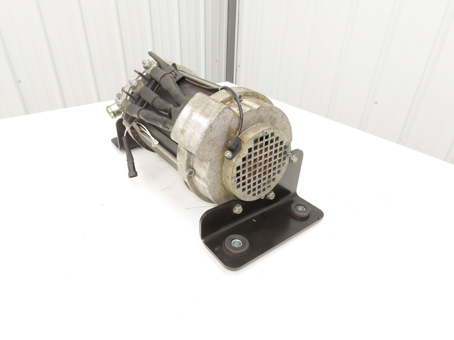 Hyster 8813389 Forklift Hydraulic Motor 48V & Pump 8811653 Removed From E80XN