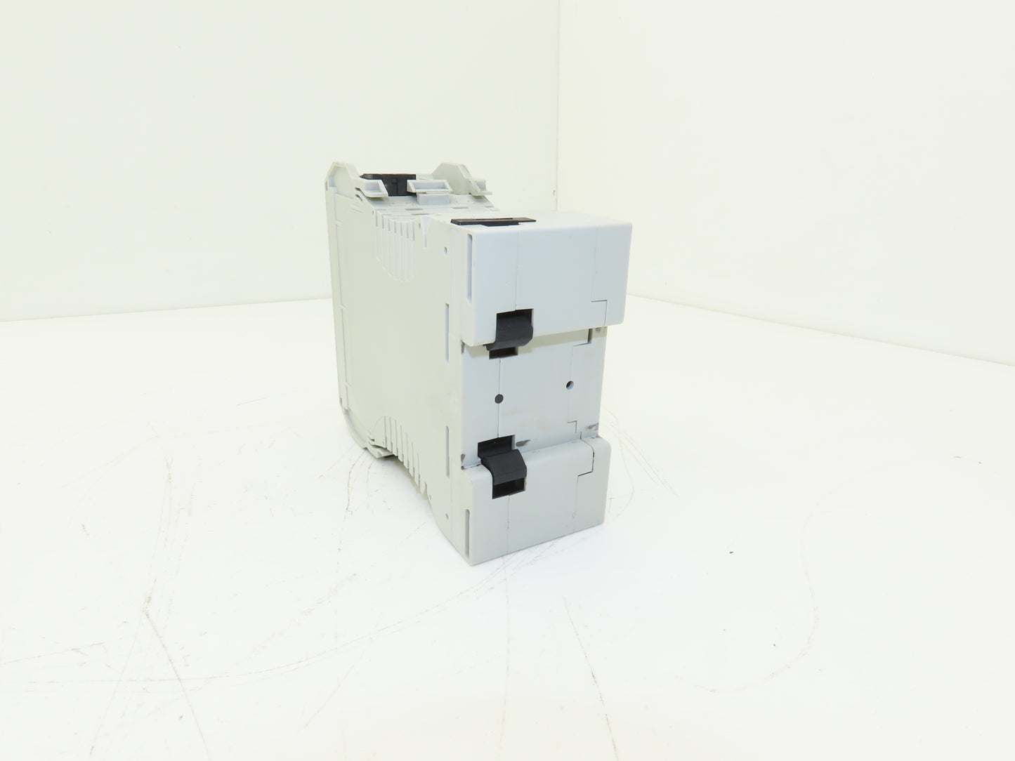 Allen Bradley 1783-US08T Stratix 2000 Ethernet Switch Unmanaged PLC Series A