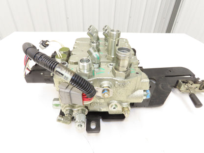 Hyster E80XN Forklift Hydraulic 4-Lever Spool Valve Forklift Mast Control