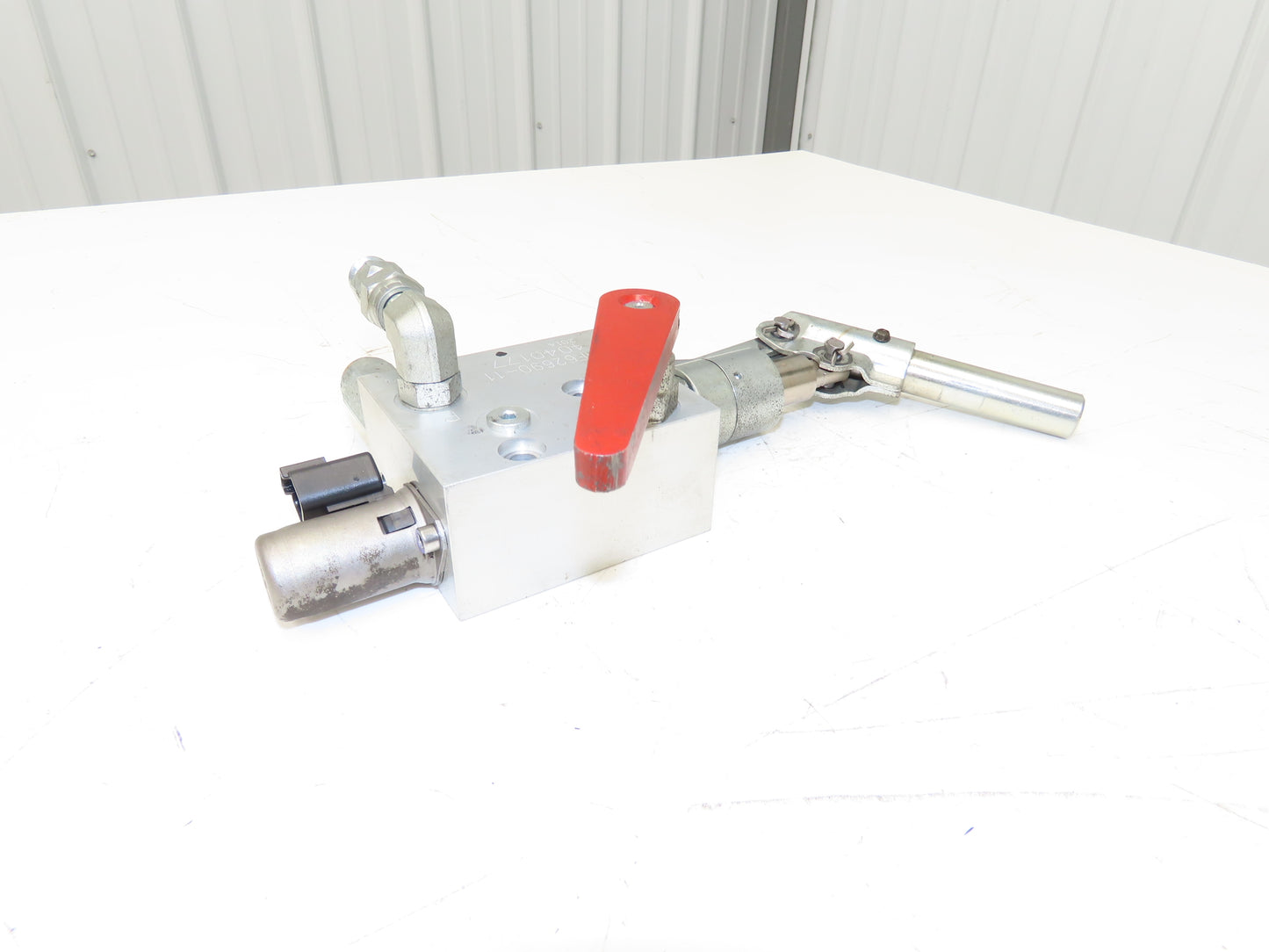 Hyster 4040177 Forklift Parking Break Manifold Valve HF62690-11 Off E80XN