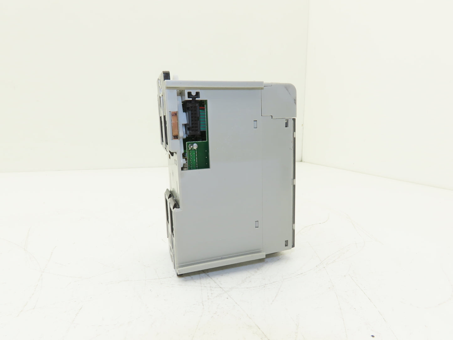 Allen Bradley 1769-OA16 Compact I/O 16 Pt Output Module 115/230V Ser A F/W 3.1