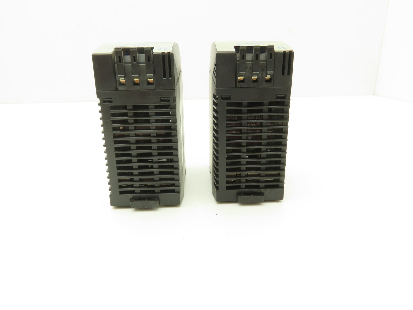 Allen Bradley 1606-XLP30B Power Supply 24VDC 30/50W 120V Lot of 5