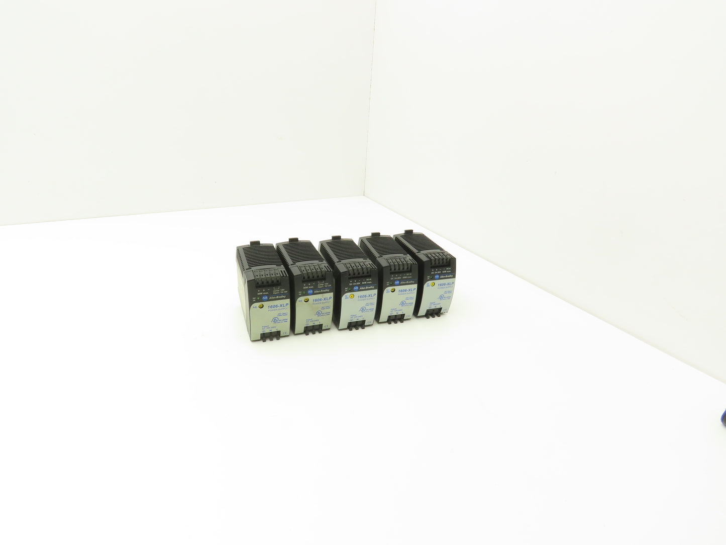 Allen Bradley 1606-XLP30B Power Supply 24VDC 30/50W 120V Lot of 5