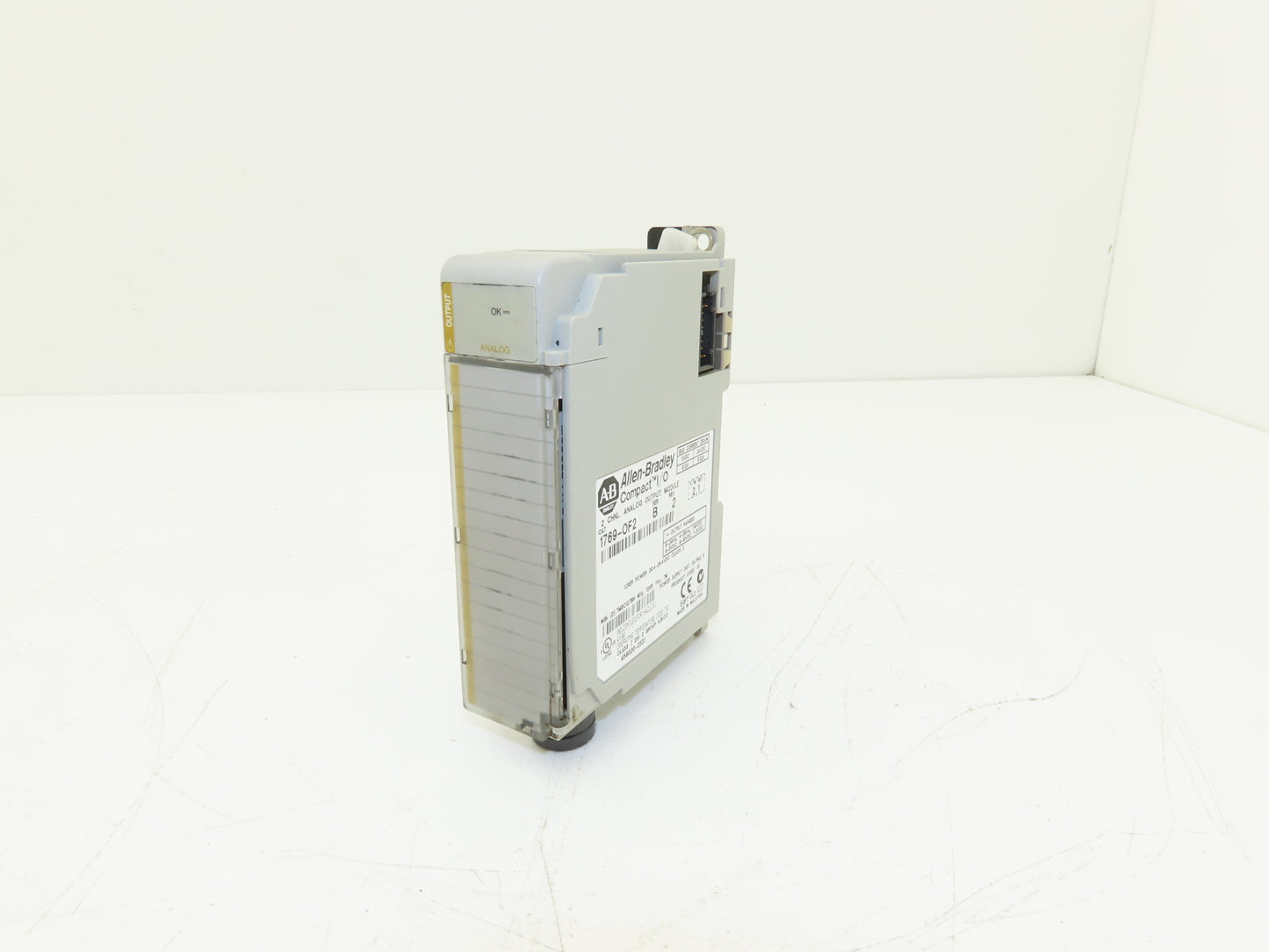 Allen-Bradley 1769-OF2 Compact I/O Analog Output Module 24VDC Ser B Rev 2