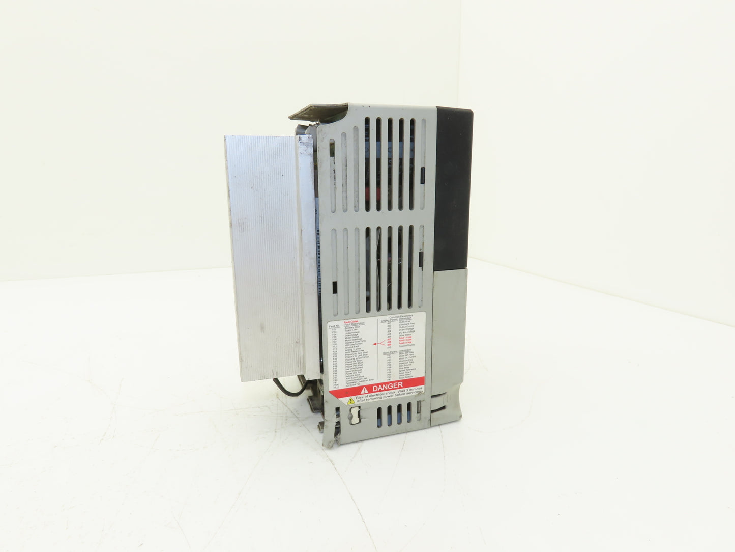 Allen Bradley 22A-D6P0N104 PowerFlex 4 Variable Speed VFD 3Hp 480V 3PH *Read*