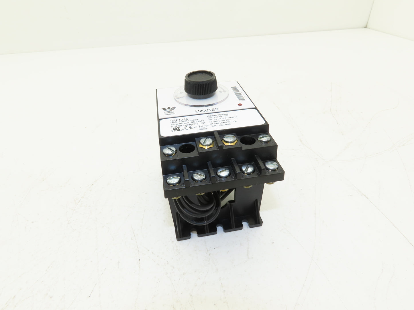 Eagle Signal BRE10A6 Electronic Analog Dial Preset Timer 0-60 Min 120V